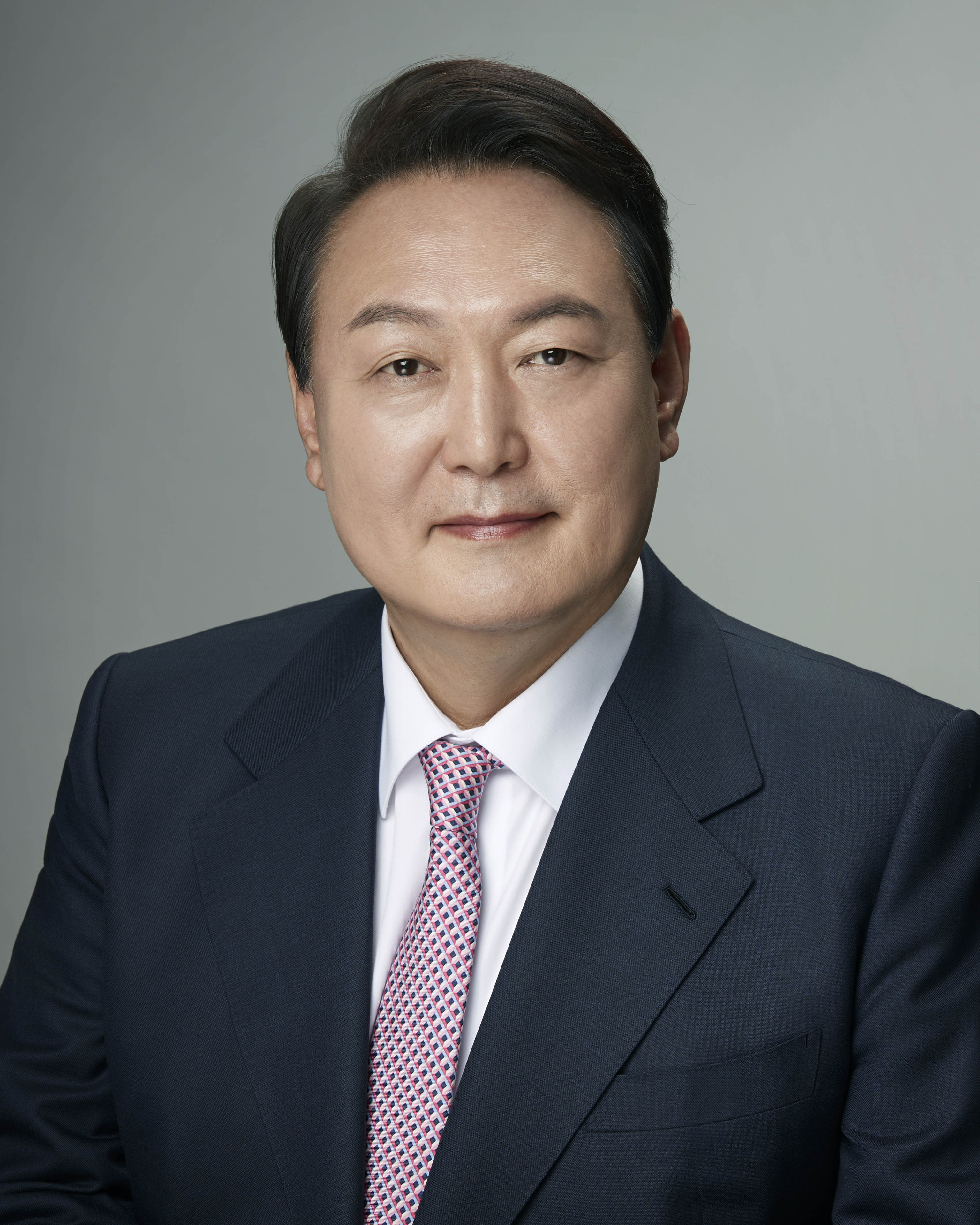 Yoon Suk-yeol Removed from Office: South Korea's Constitutional Court Upholds Impeachment Over Martial-Law Declaration